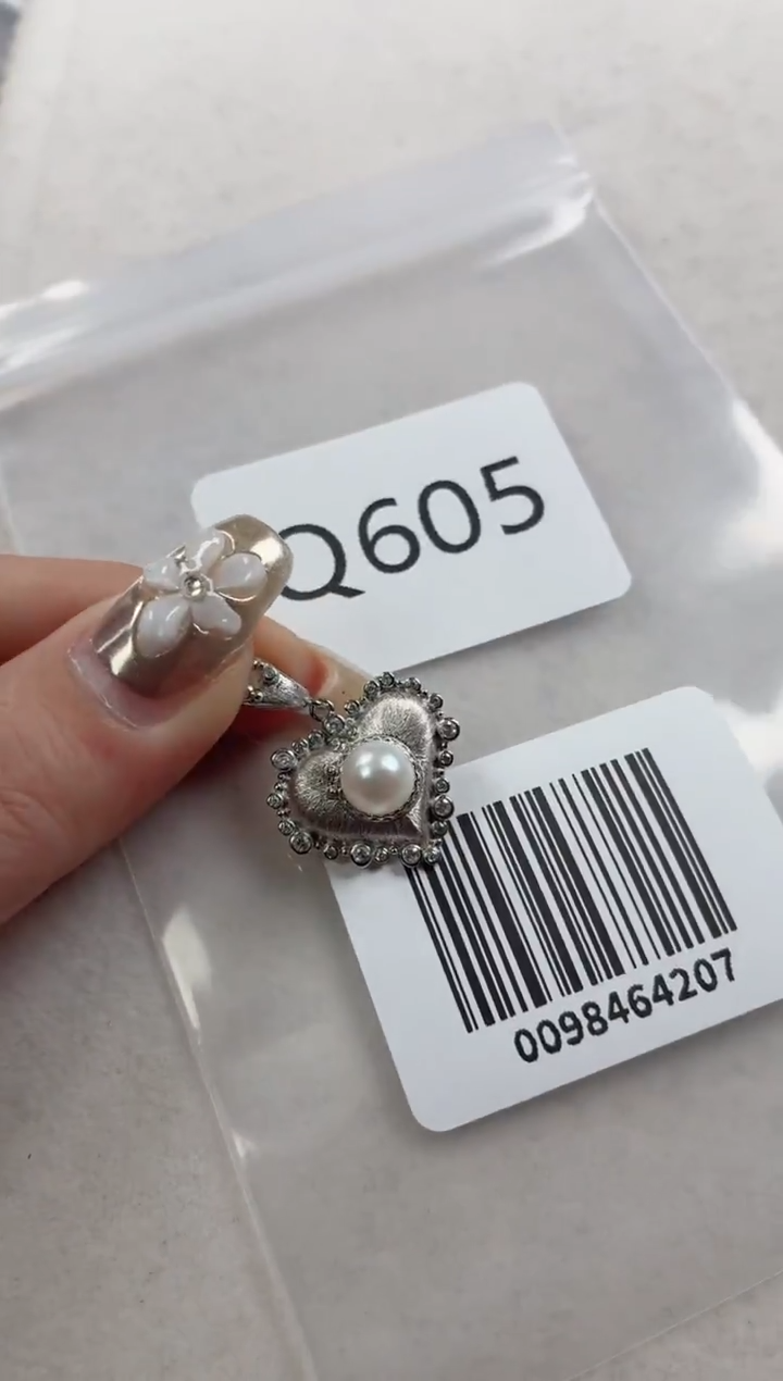 银S925镶嵌吊坠海水珍珠q605