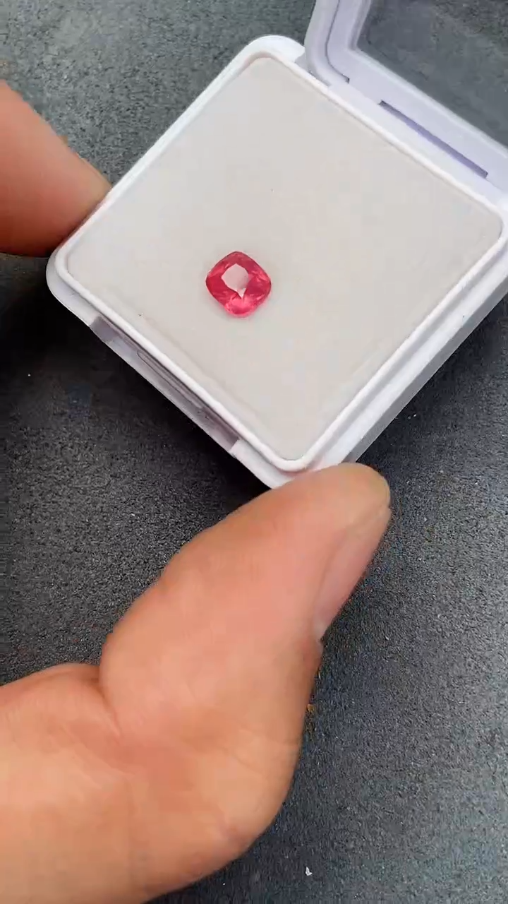 【闪购商品】尖晶石裸石未镶嵌1.14