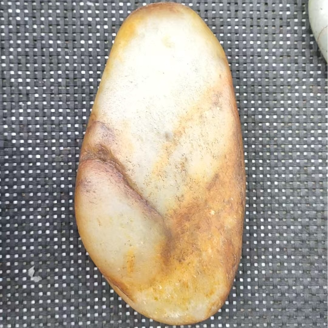 新疆和田玉原石作料（可摆可做