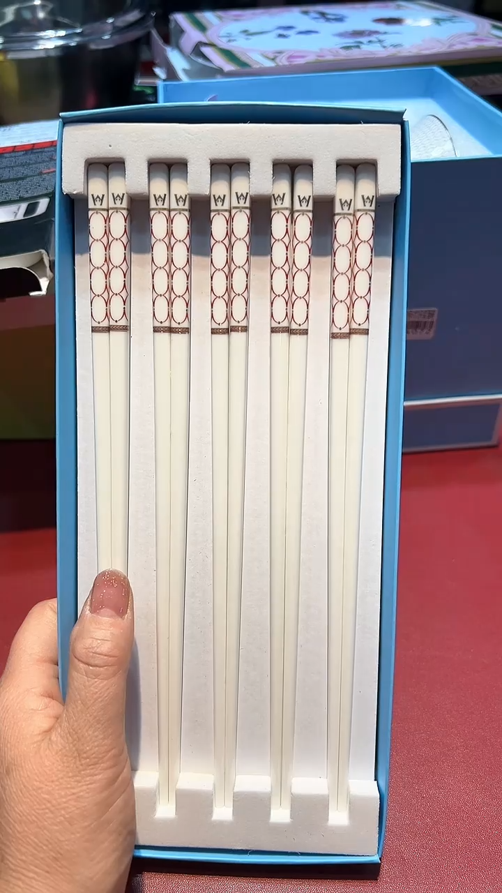 【闪购商品】瓷片锅碗瓢盆一件不剩