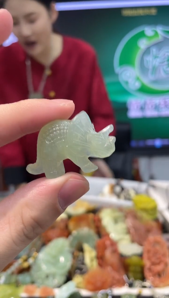 【闪购商品】岫玉吊坠未镶嵌·多样性发货*拍一发一