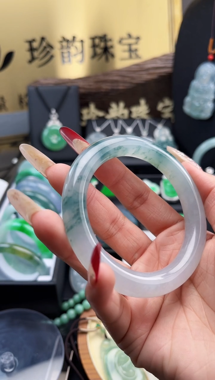 【闪购商品】翡翠手镯未镶嵌手镯
