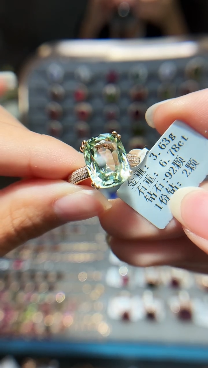 18K金镶嵌戒指碧玺6.78.