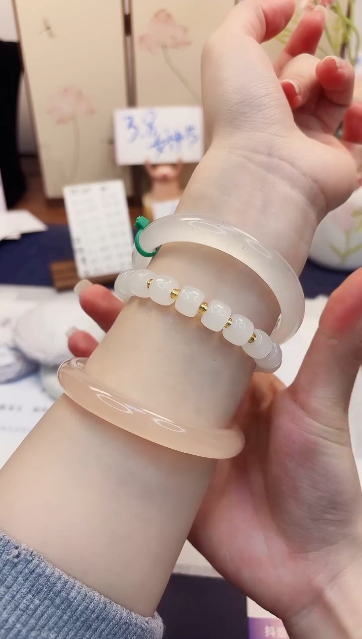 【闪购商品】石英质玉手镯未镶嵌305-财气镯-圈口58