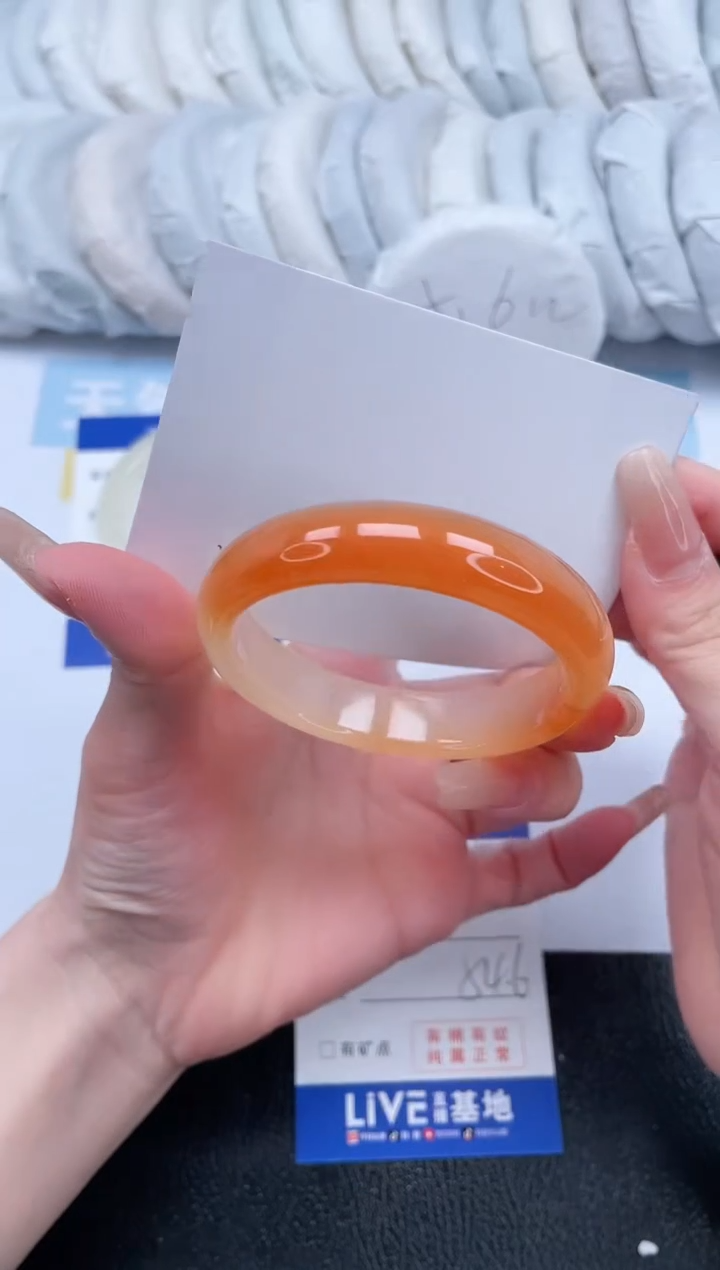 【闪购商品】石英质玉手镯未镶嵌T98-54.6