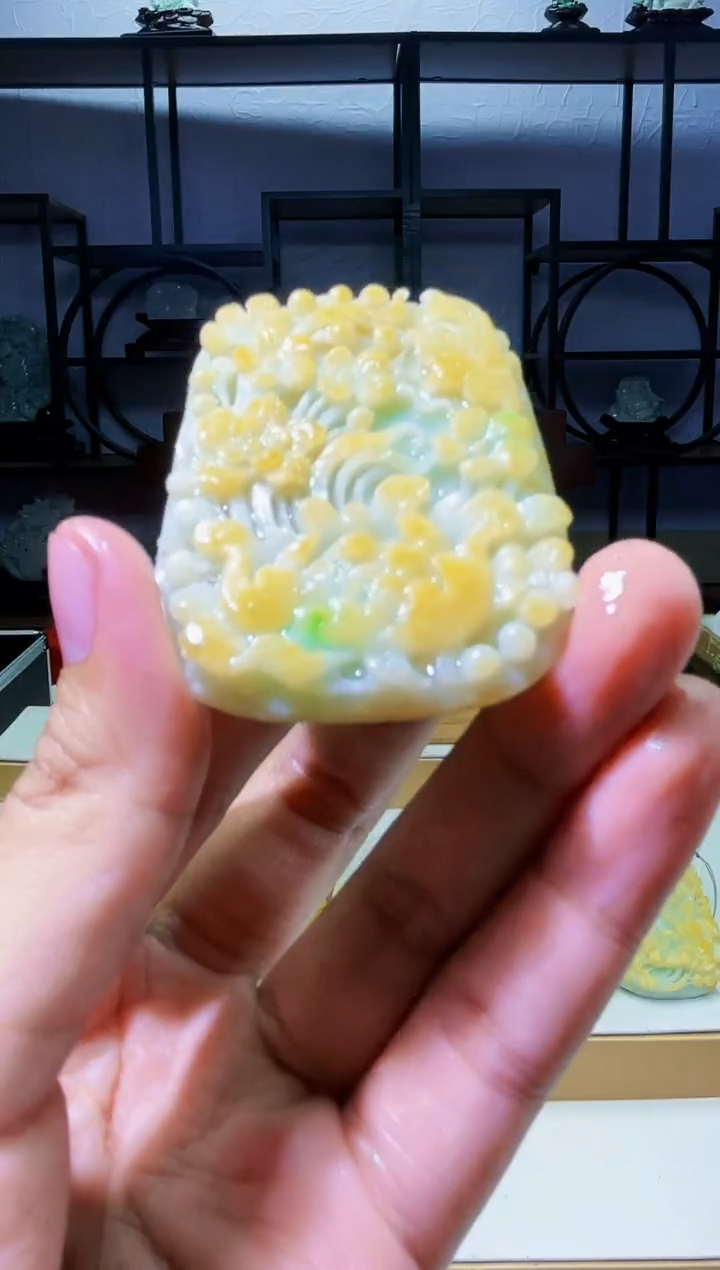 【闪购商品】定制翡翠未镶嵌毛货01310031