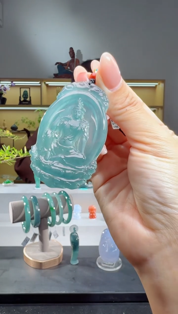 吊坠(不含链)未镶嵌翡翠吊坠（多样性发其一）