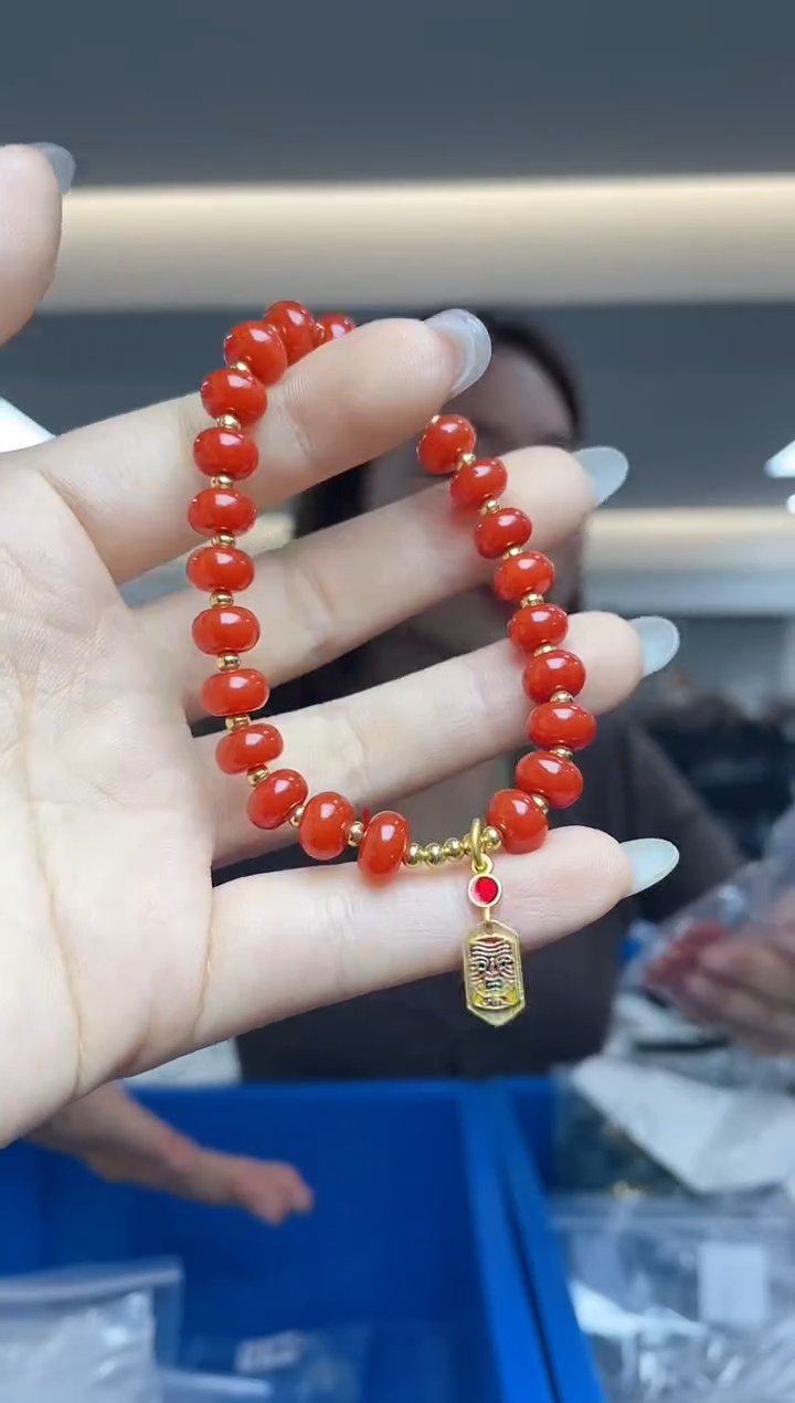 【闪购商品】南红玛瑙未镶嵌`（多样性发一件）