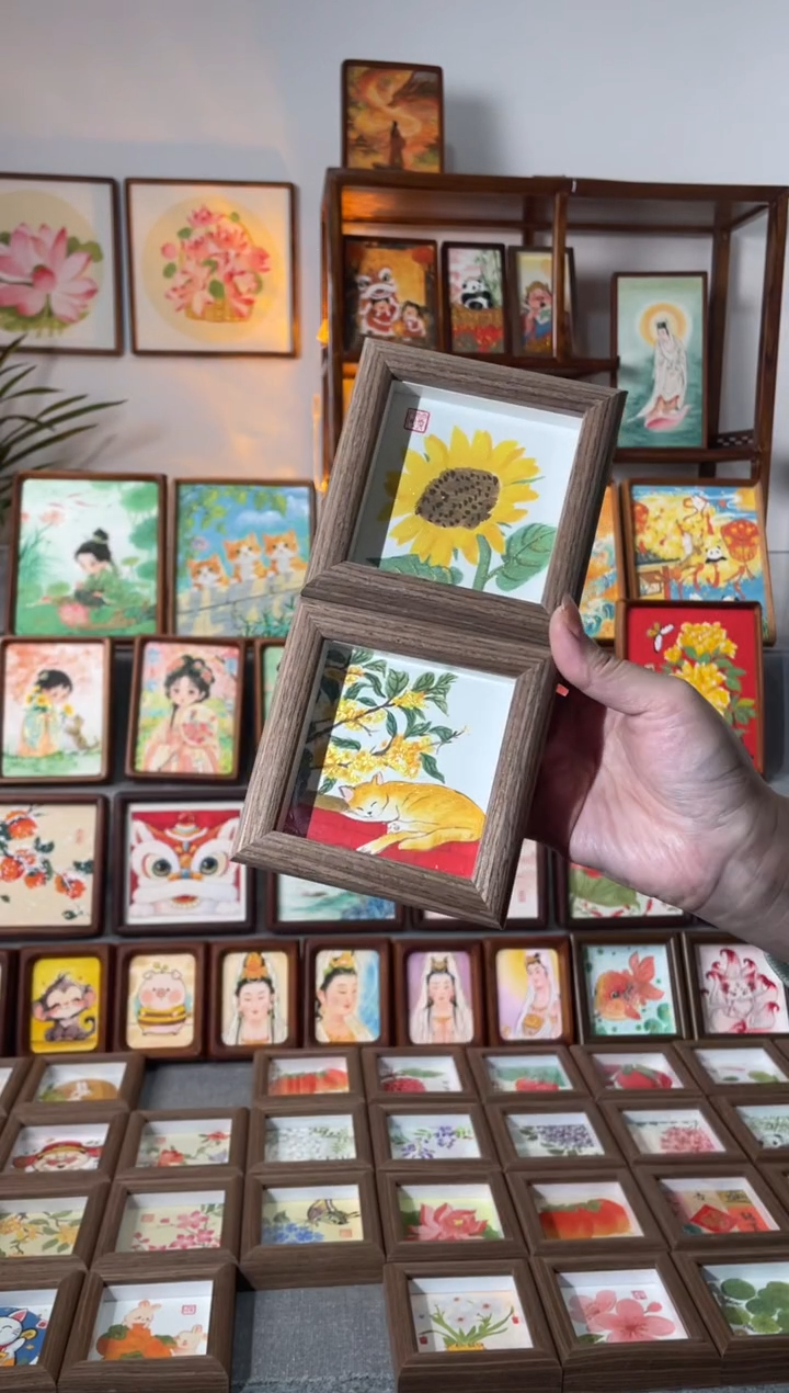 【闪购商品】国画【宫墙猫猫向日葵】手绘国画摆台