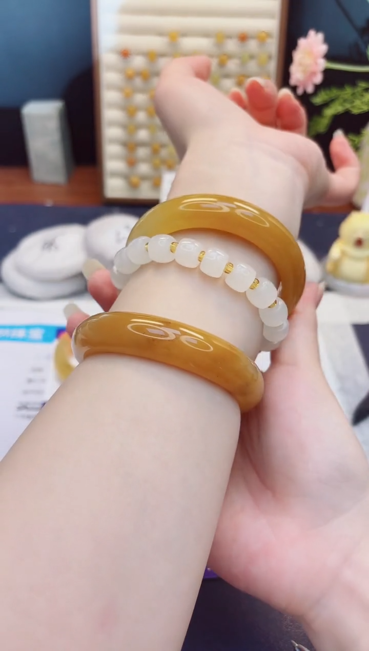 未镶嵌手镯石英质玉250-财气镯-圈口57