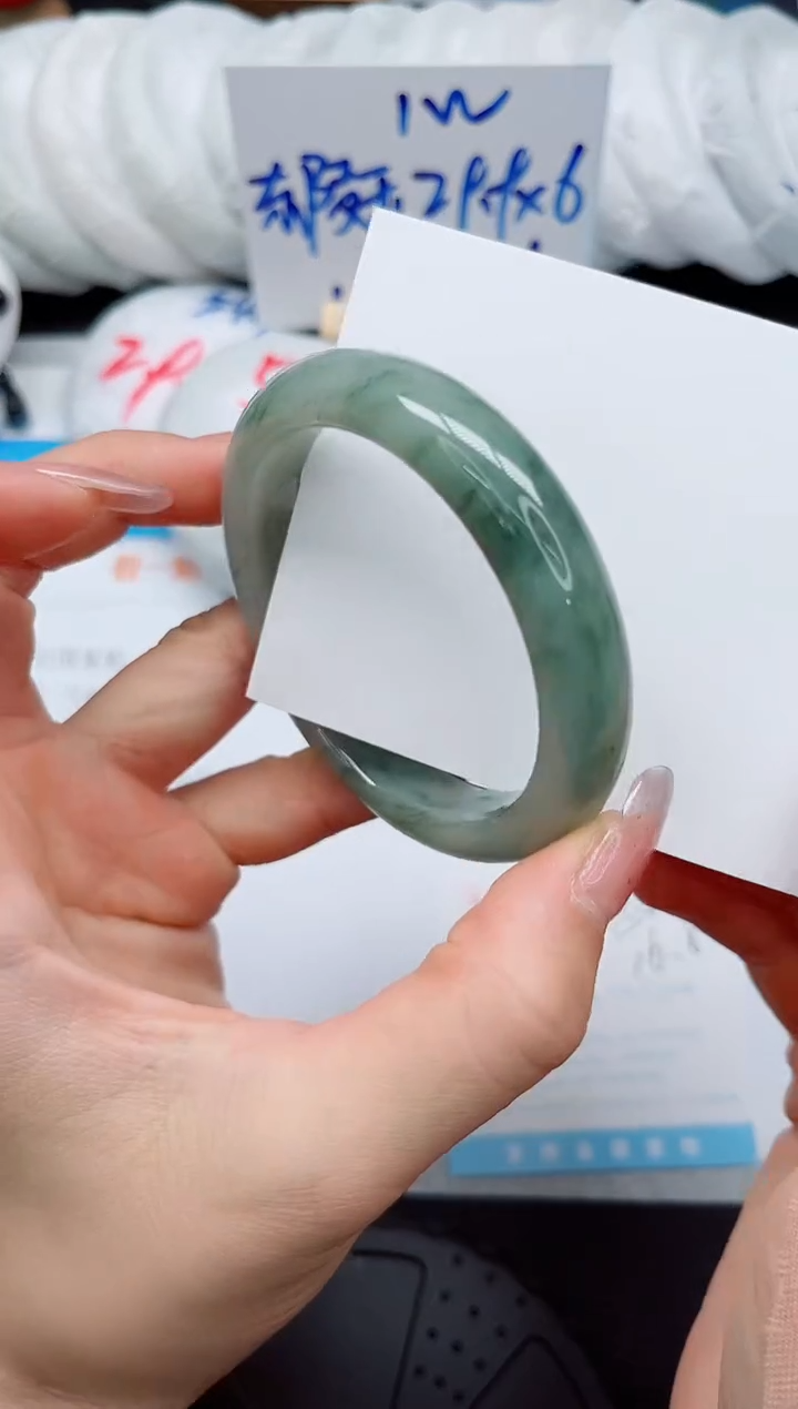 石英质玉手镯未镶嵌46-54.8