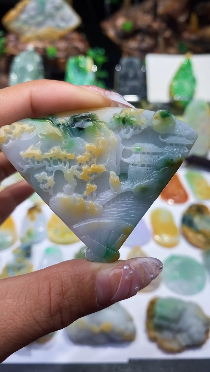 【闪购商品】定制翡翠未镶嵌A货翡翠