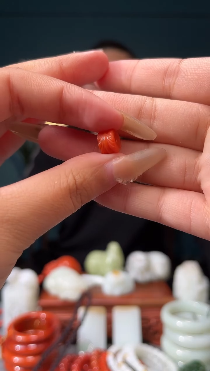 【闪购商品】南红玛瑙颈饰未镶嵌配饰1