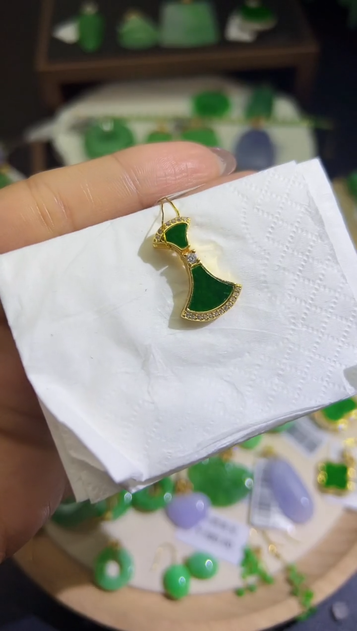 【闪购商品】翡翠颈饰银S925镶嵌Q缅料A货翡翠/支持复检/一件