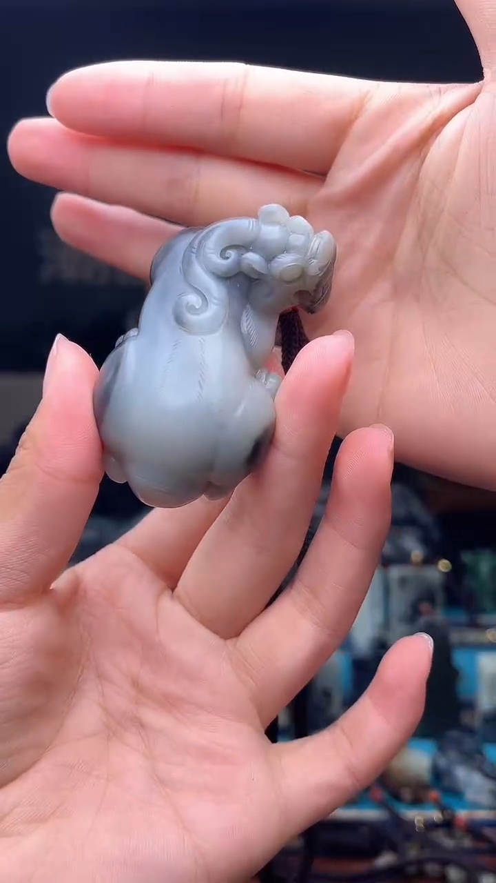 未镶嵌和田玉挂件1