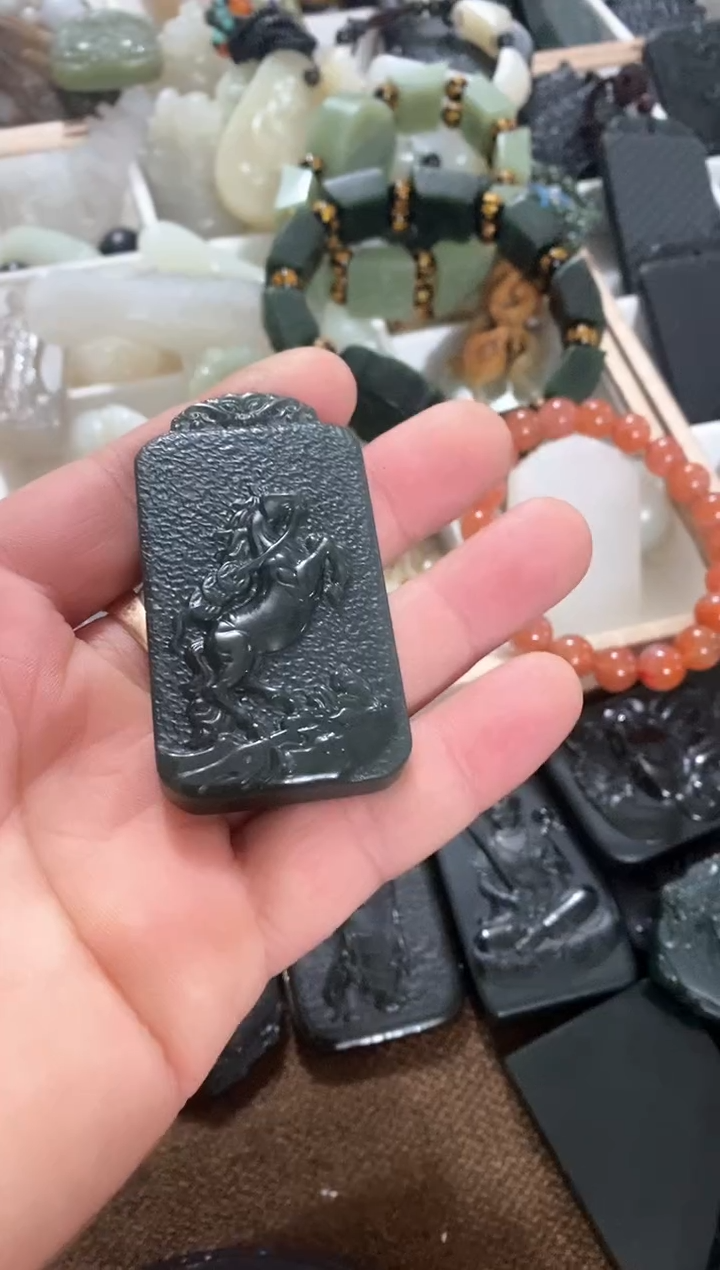 【闪购商品】和田玉吊坠(不含链)未镶嵌马