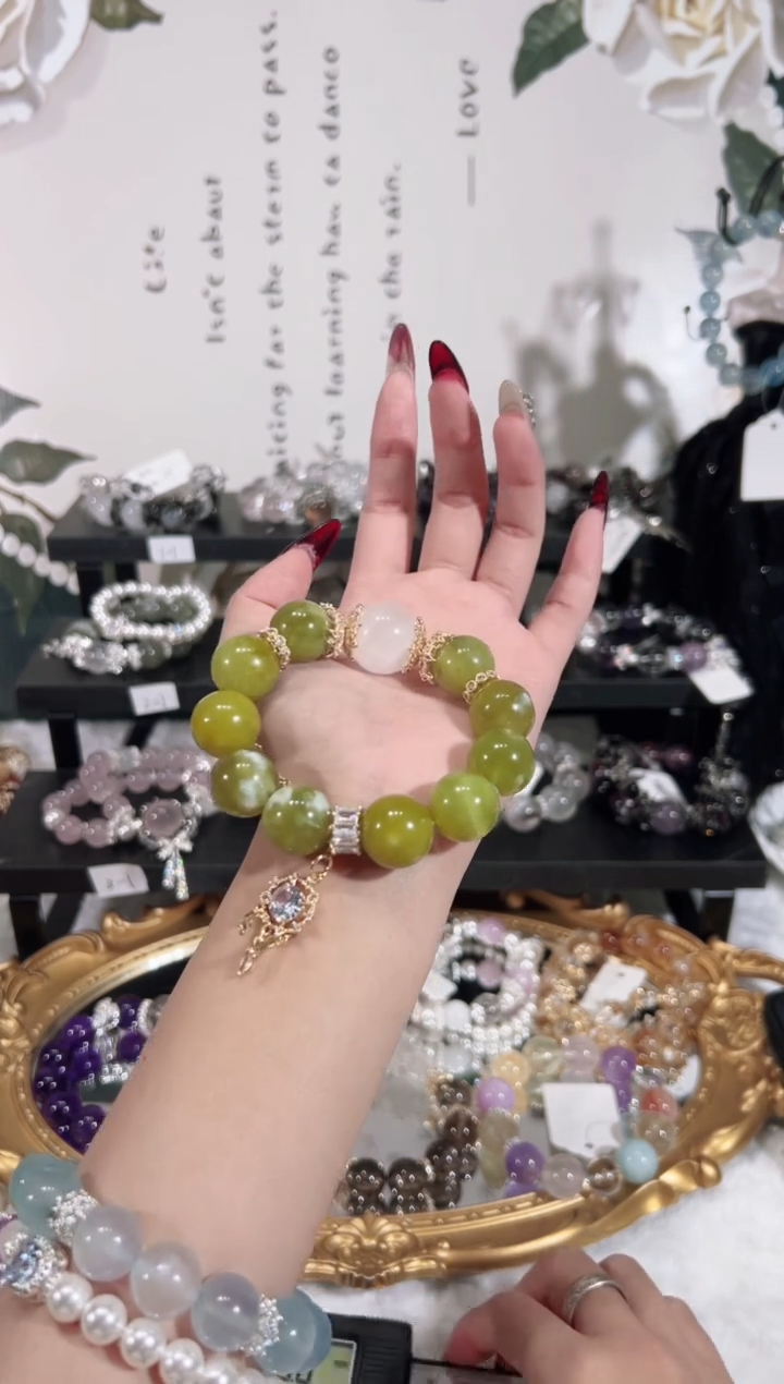 【闪购商品】水晶手链未镶嵌天然水晶默认微瑕，多样性发货发其一