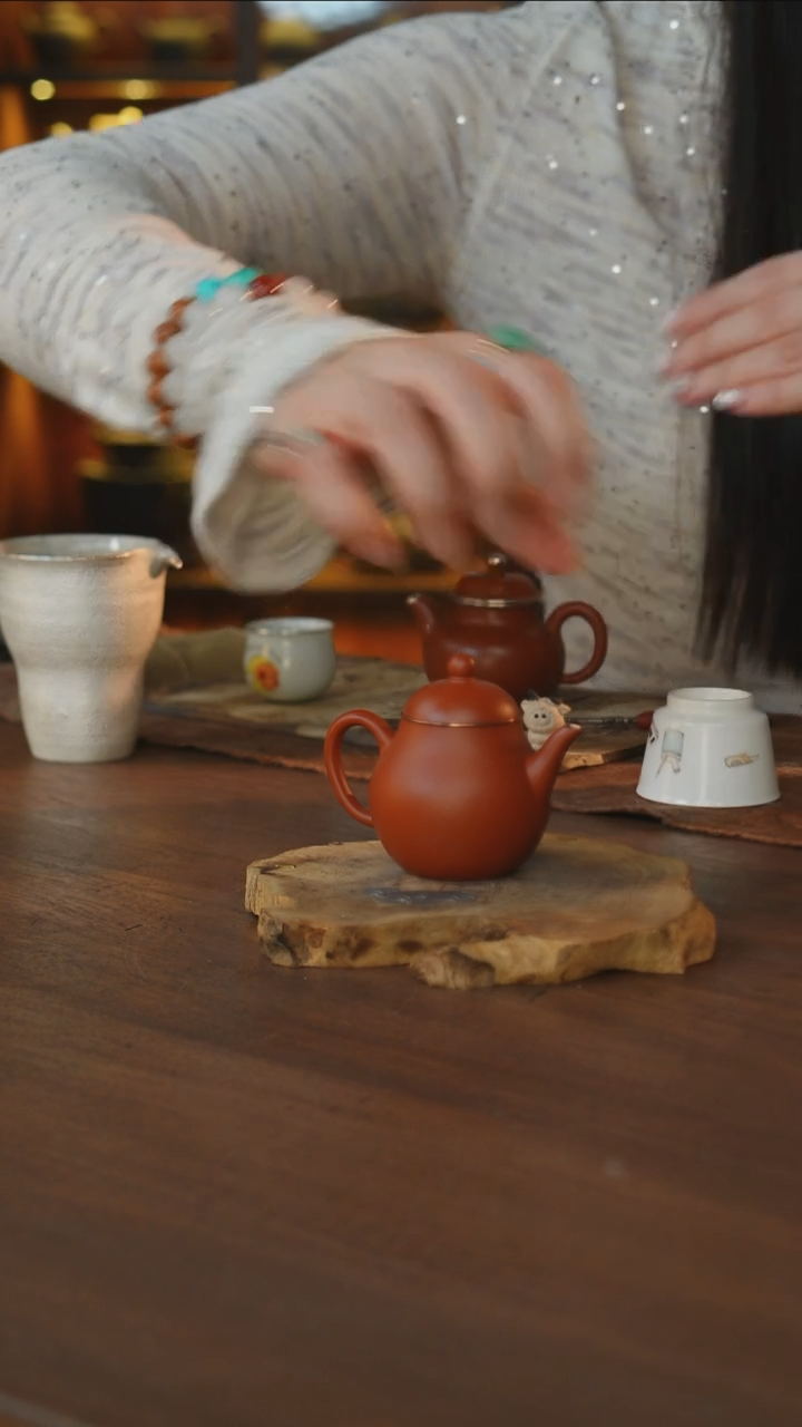 青*包铜高梨紫砂壶