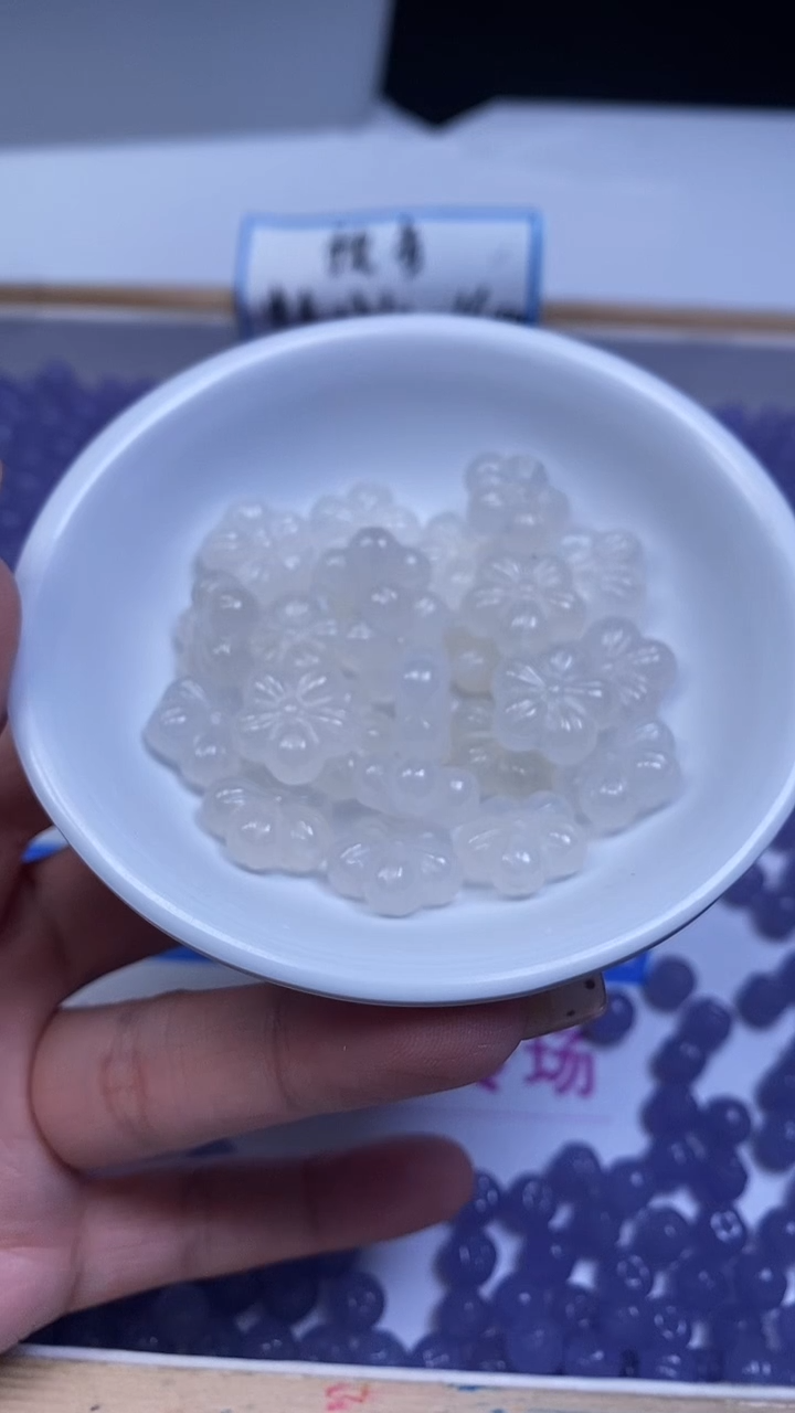 未镶嵌散珠南红玛瑙T128 荔枝冻 五瓣花15*6mm1个8.8元