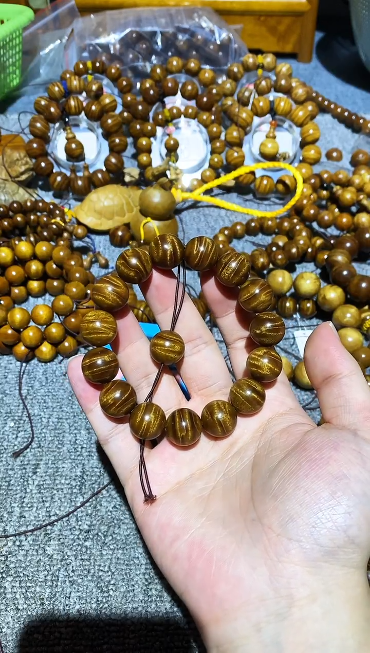 手串/手链楠木（金丝楠）欧****桑小叶桢楠闪电纹1.5手串