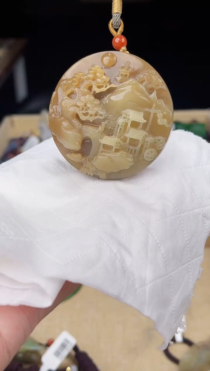 颈饰未镶嵌和田玉1