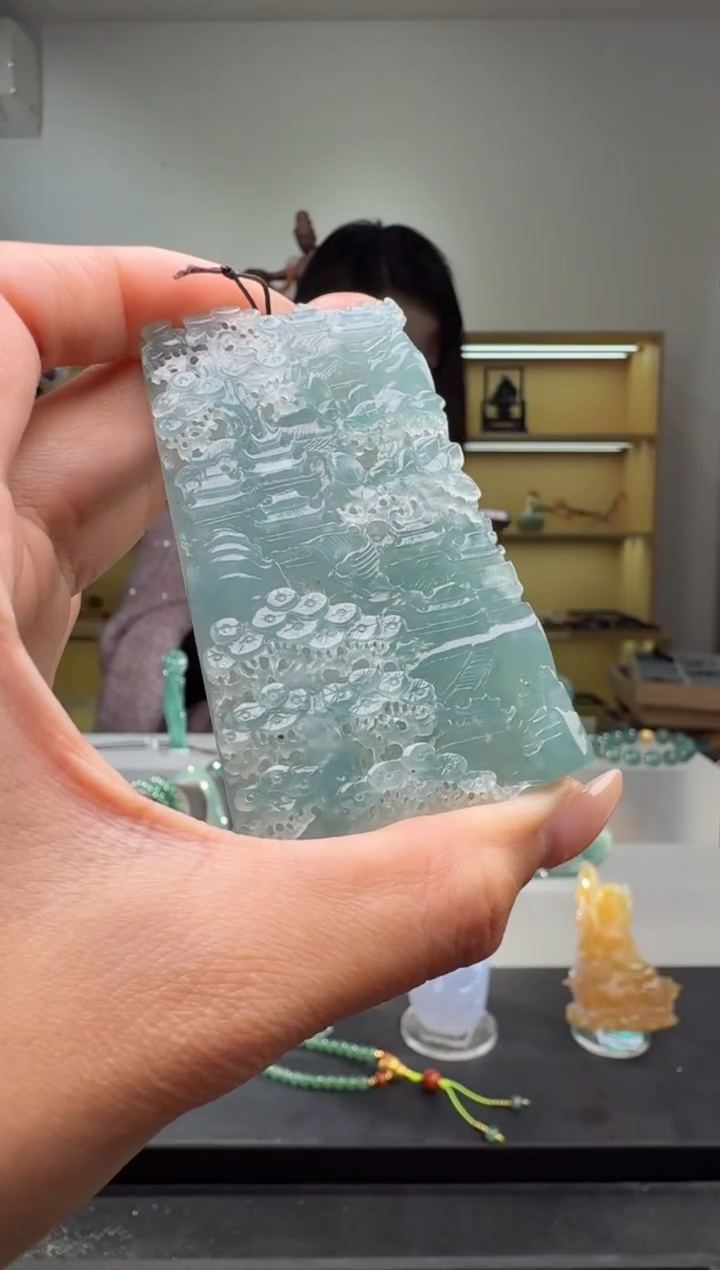 吊坠(赠链)未镶嵌翡翠山水