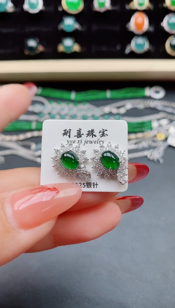 【闪购商品】翡翠耳饰银S925镶嵌50805501