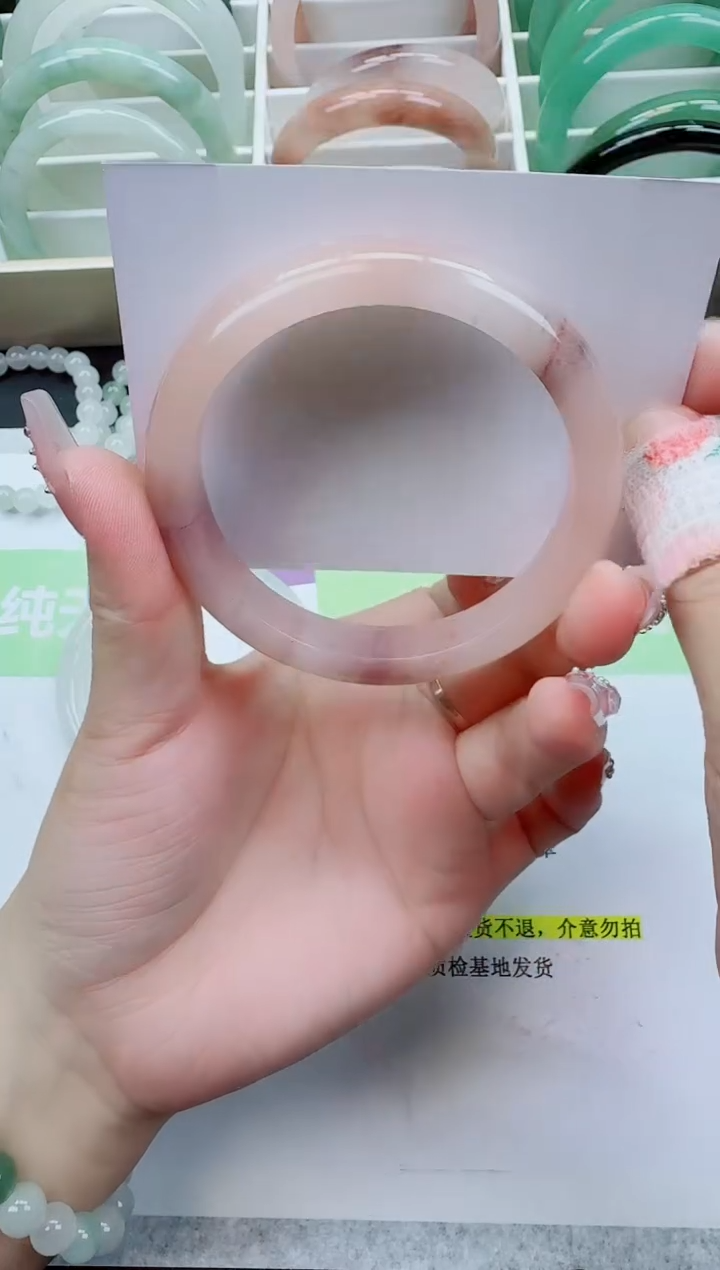 【闪购商品】石英质玉手镯未镶嵌156/57-58圈