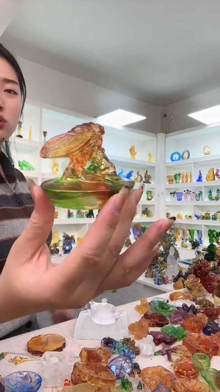 手工艺品琉璃知了盖制