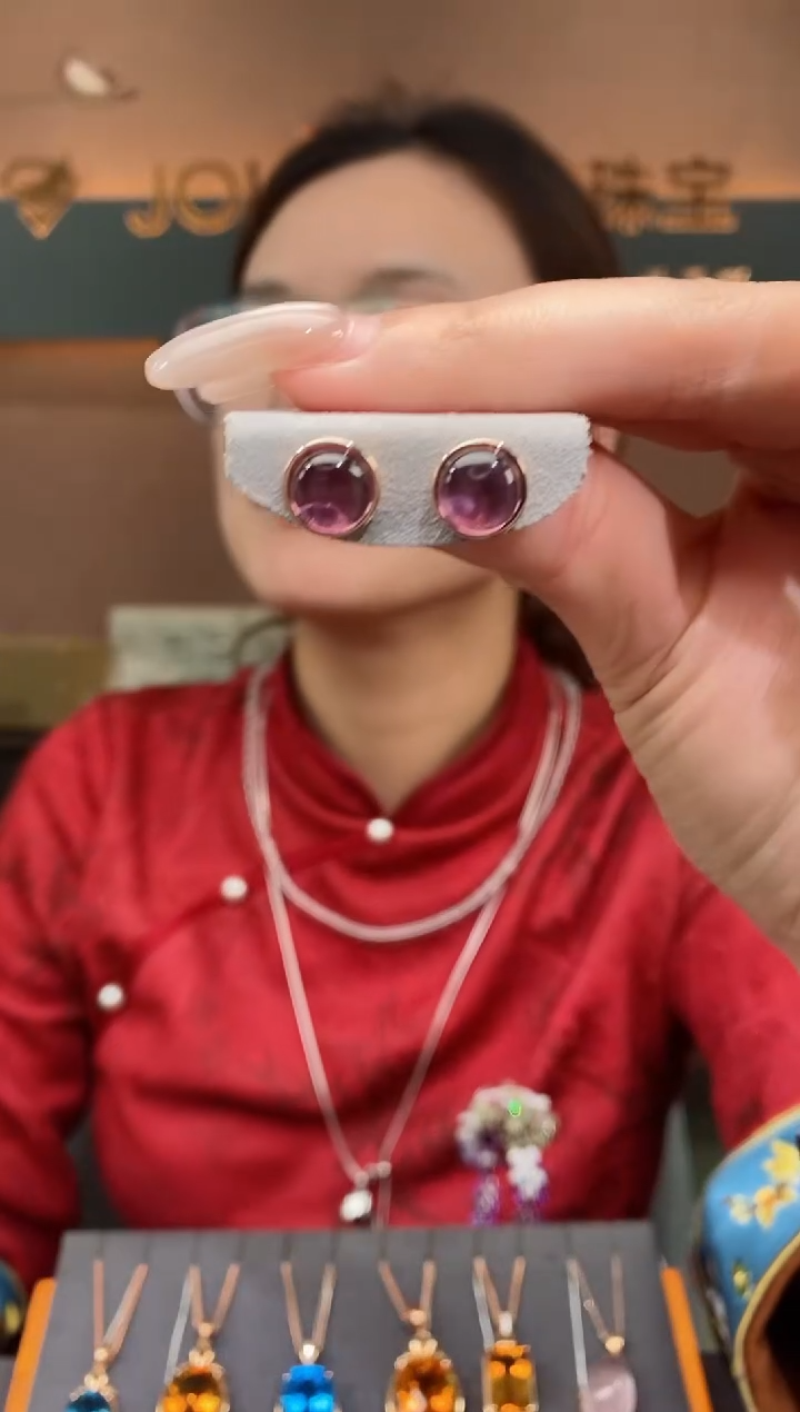 【闪购商品】紫晶耳钉银S925镶嵌紫晶耳钉