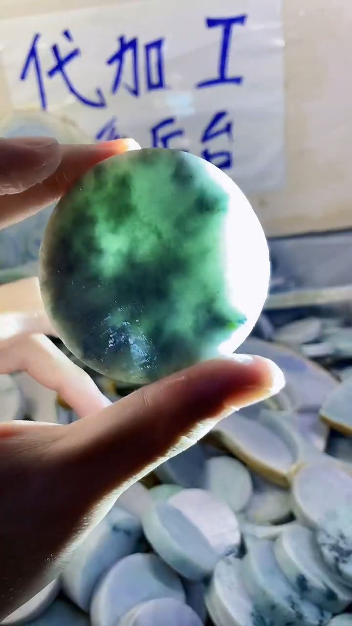 裸石翡翠纯天然A货翡翠85