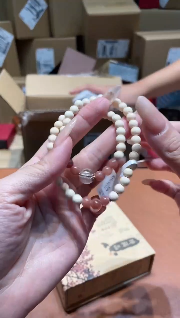 手串仓库撤柜闪购链接（多样性发其一）￥