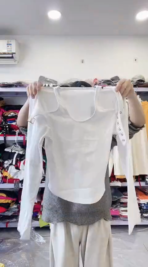 闪电购精品女装23M