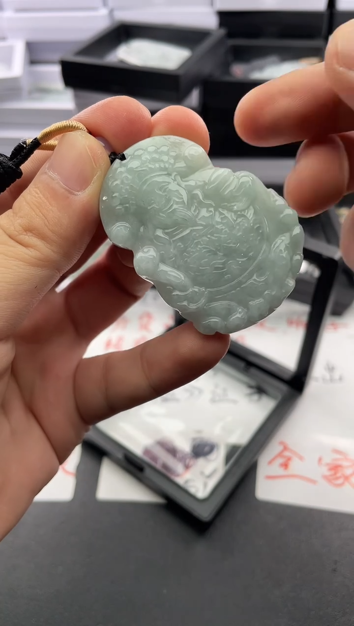 颈饰未镶嵌翡翠....9/9/.14