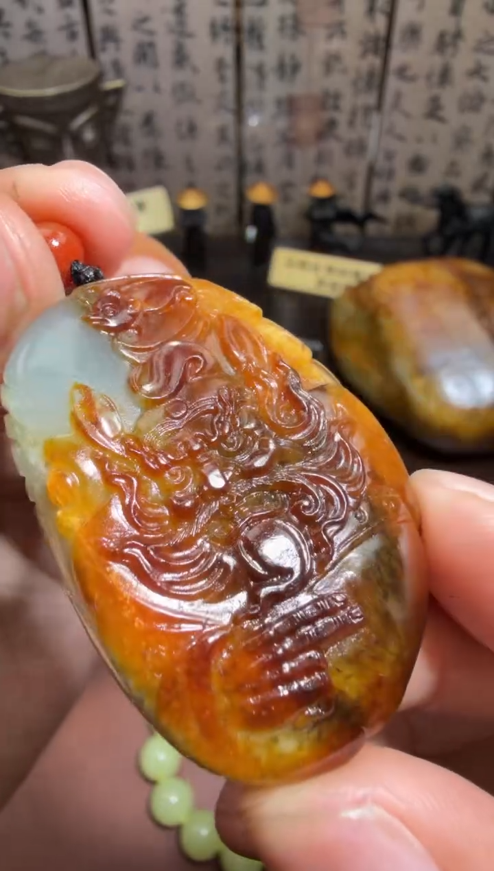 未镶嵌和田玉挂件和田玉