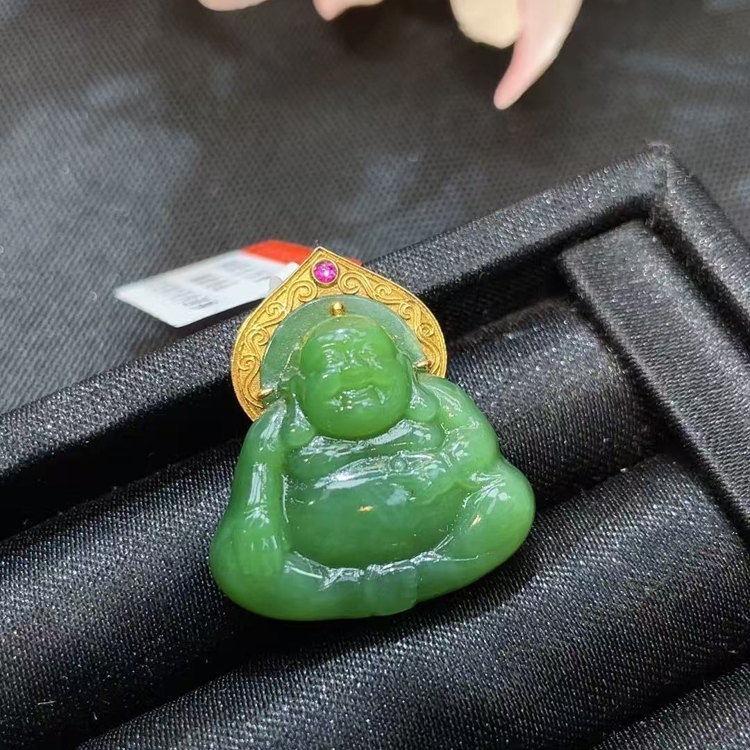 【年中大促】18K金和田玉财神佛佛公吊坠丨多样性发一