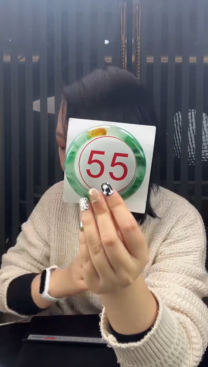 未镶嵌手镯石英质玉5