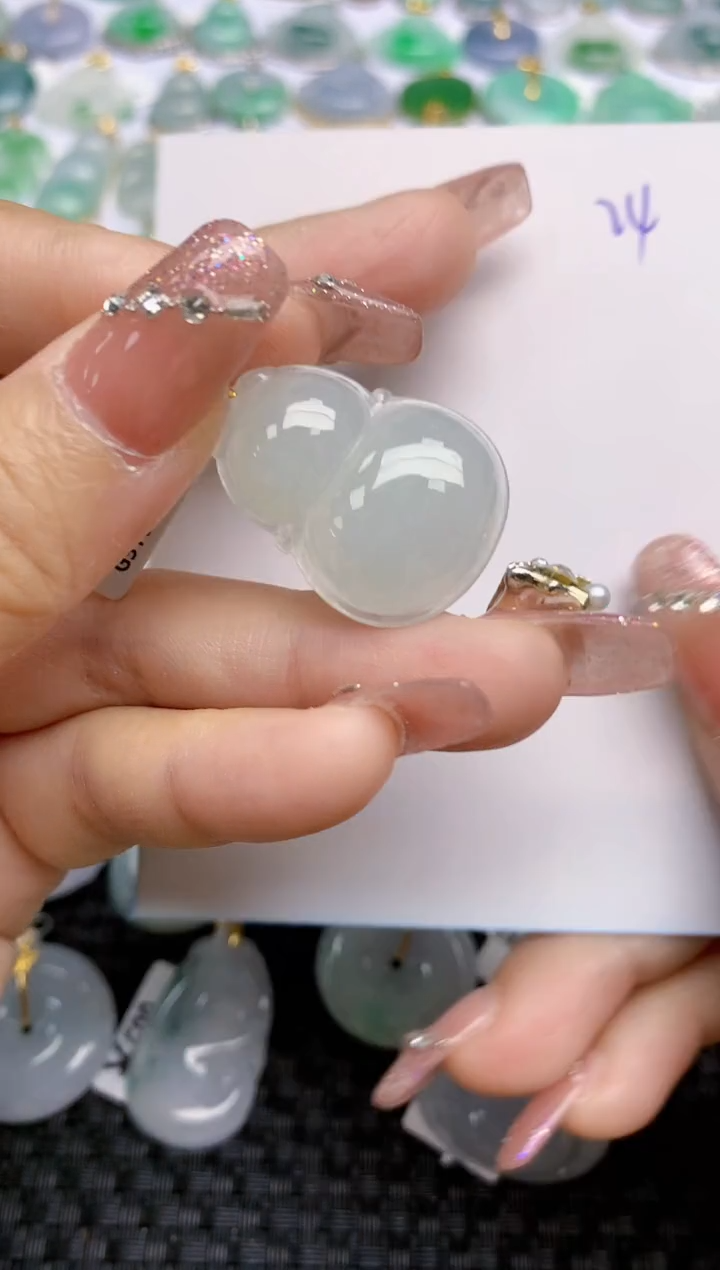 【闪购商品】翡翠颈饰18K金镶嵌天然A货翡翠 24