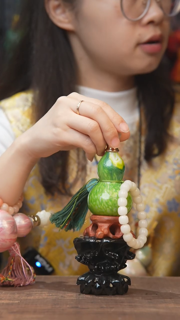 【闪购商品】107号--------菩提根小葫芦挂件