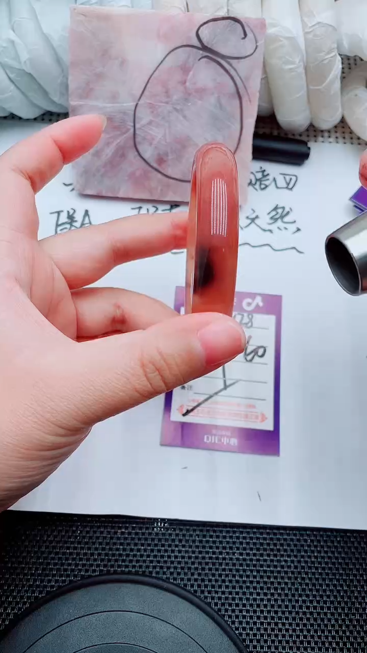【闪购商品】石英质玉手镯未镶嵌C128-59-60