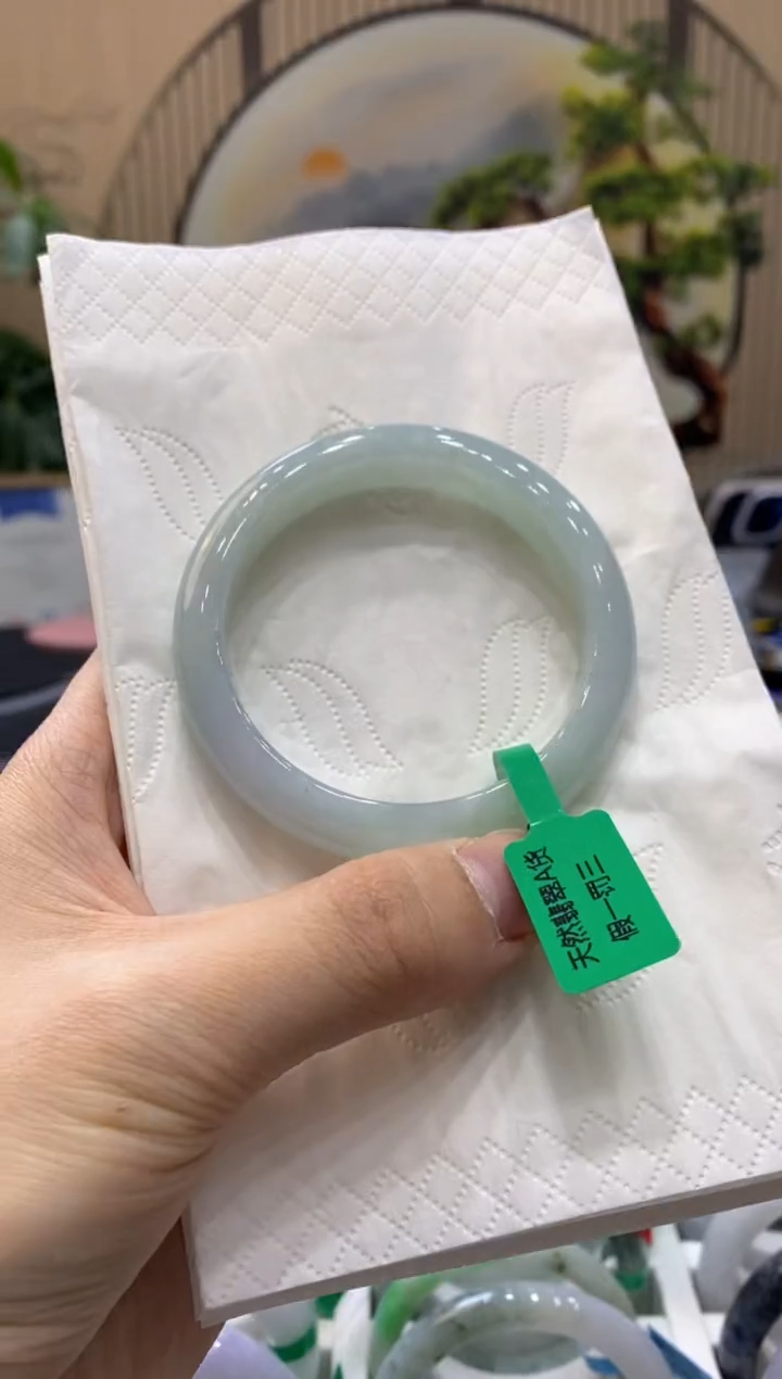 【闪购商品】翡翠手镯未镶嵌000010798