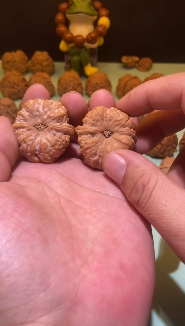 【闪购商品】文玩核桃吊坠山海核饰蛤蟆头40  298