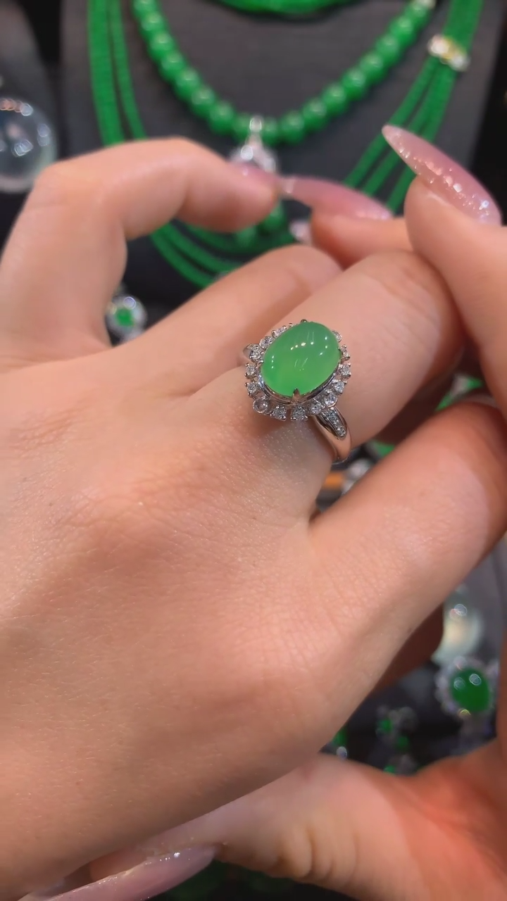 【闪购商品】翡翠戒指18K金镶嵌戒指