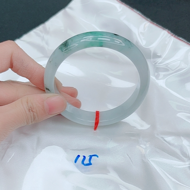  【圈口56~58】缅甸A货翡翠手镯天然玉镯女款晴水底飘花手镯680-115