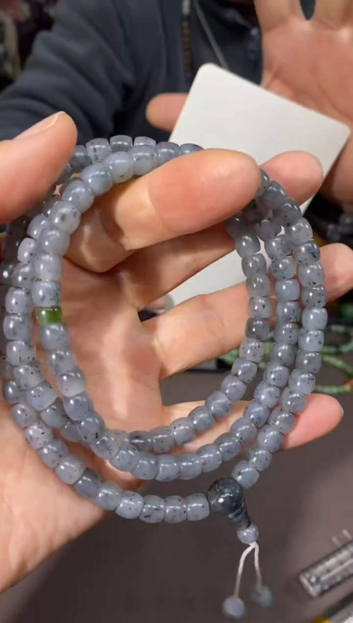 颈饰未镶嵌和田玉颜色多样性发货拍一发一