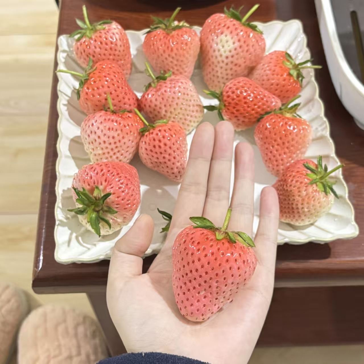 【陈灵岳甄选】丹东粉黛佳人草莓一盒 单盒净重约250克