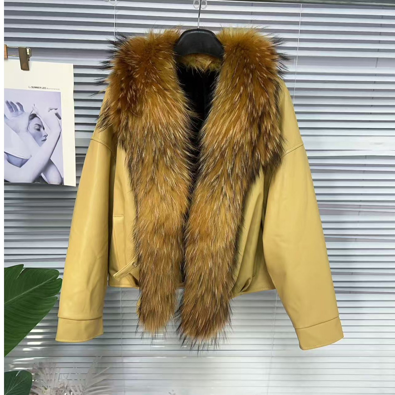 724【凡家衣橱】时尚百搭洋气轻奢高级大气貉子毛领加绒加厚皮衣