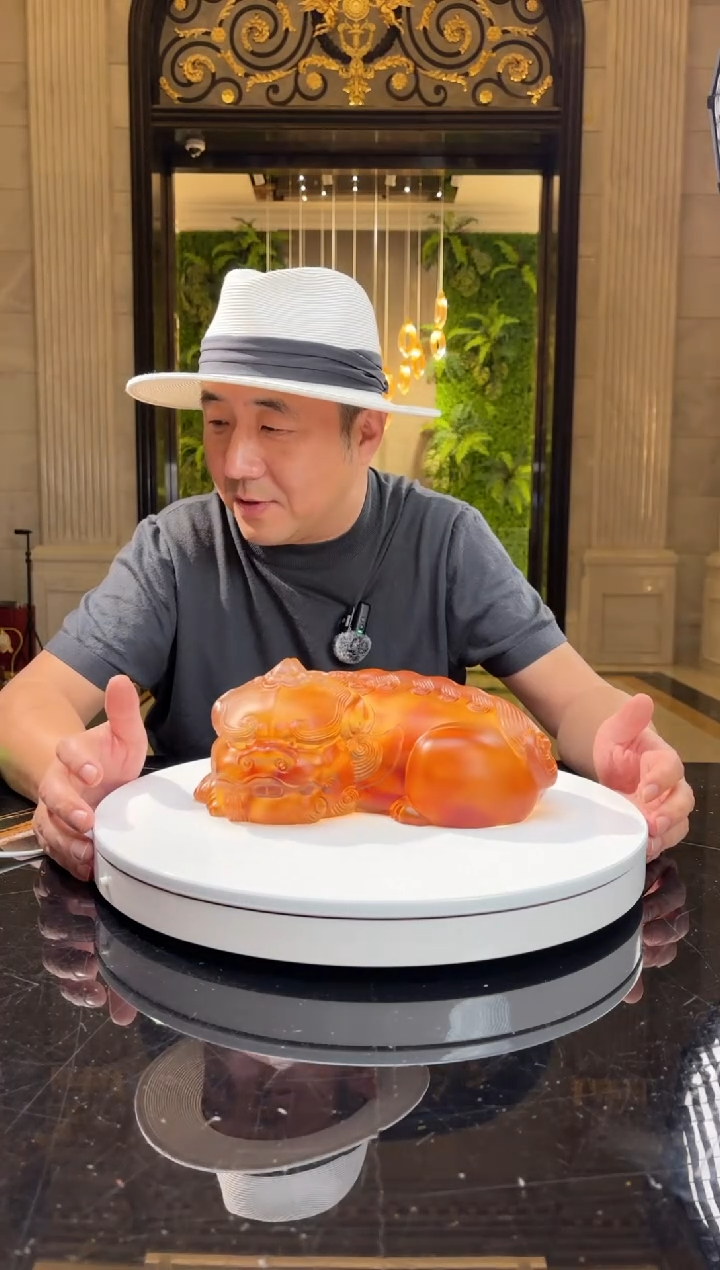 【闪购商品】摆件卧福貔貅艺术琉璃摆件