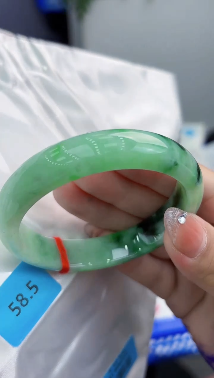 【闪购商品】翡翠手镯未镶嵌翡翠手镯