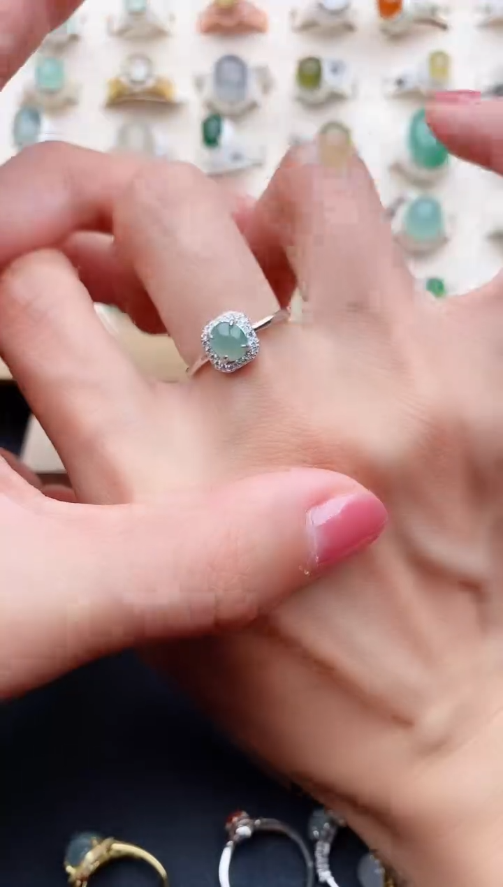 【闪购商品】翡翠戒指银S925镶嵌缅甸天然翡翠333   10-6